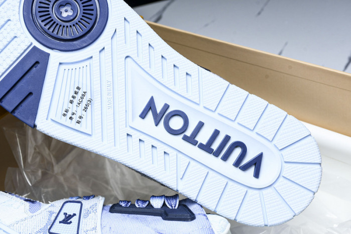 LV SNEAKER LOW FOR-LV124