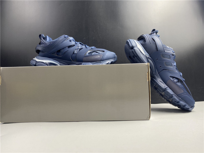 BLCG Track Trainer Dark Navy lighted 542023 W2LA1 4107