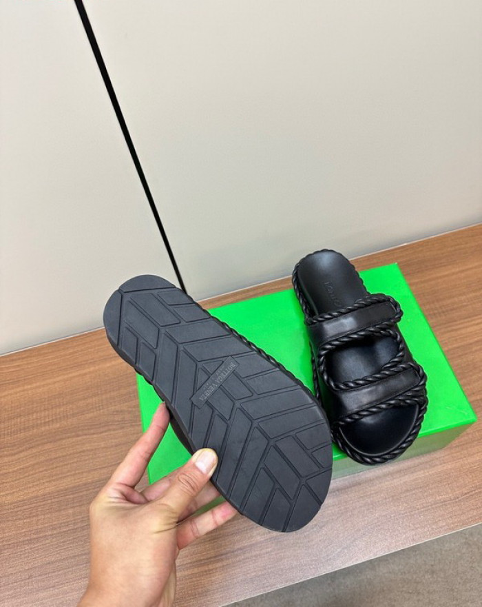 b0ttega Ven*ta slides