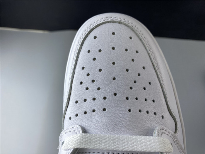 AIR Jordan 1 Retro Metallic Navy (2016) 555088-106