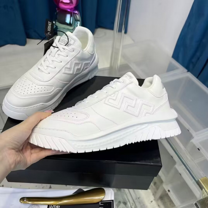 VERS SNEAKERS 23112902